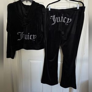 2 Piece Set Juicy Couture Black Velour with Rhinestone Logo Detail Plus Size 1X
